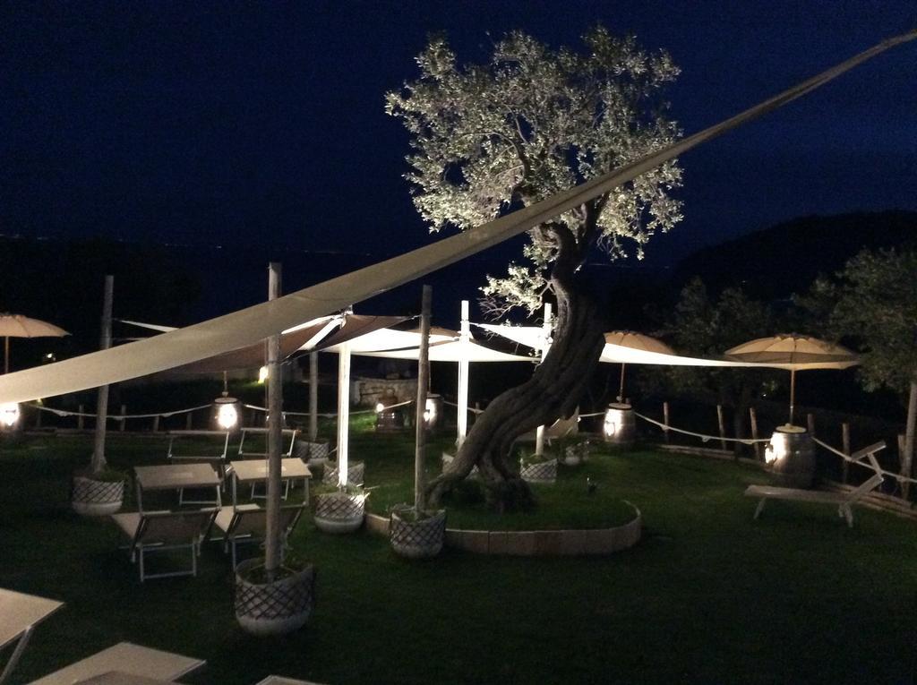 Holiday Lodge Al Porto Mattinata Luaran gambar