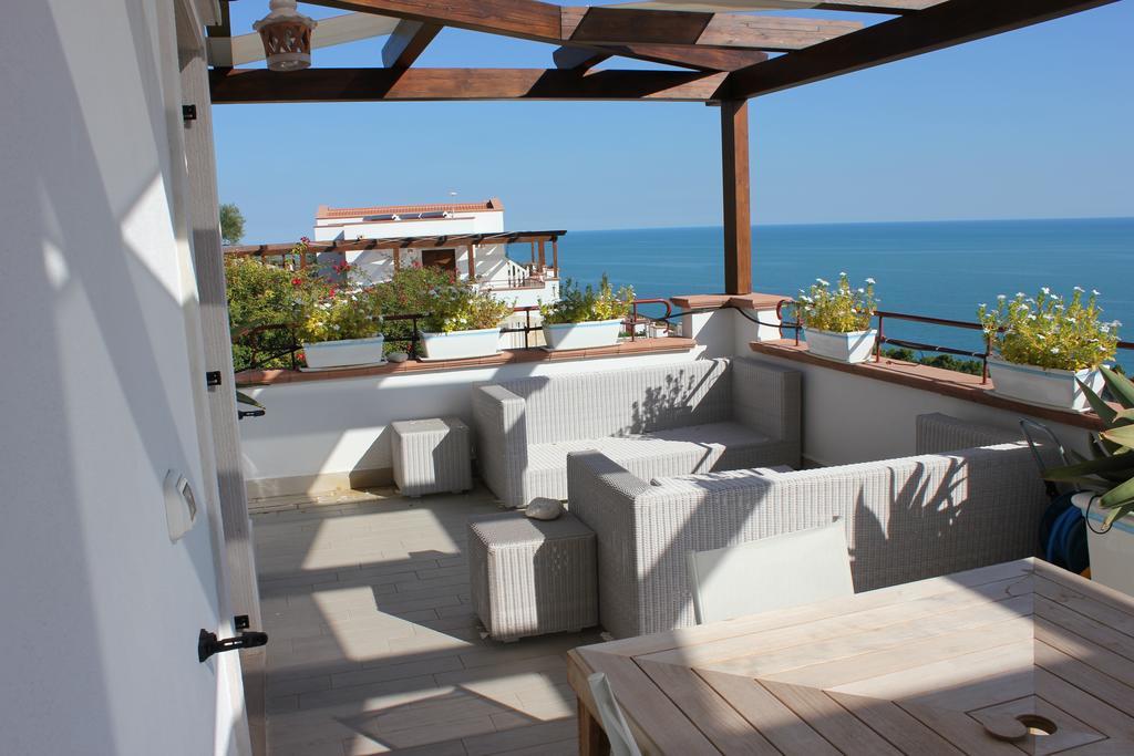 Holiday Lodge Al Porto Mattinata Luaran gambar