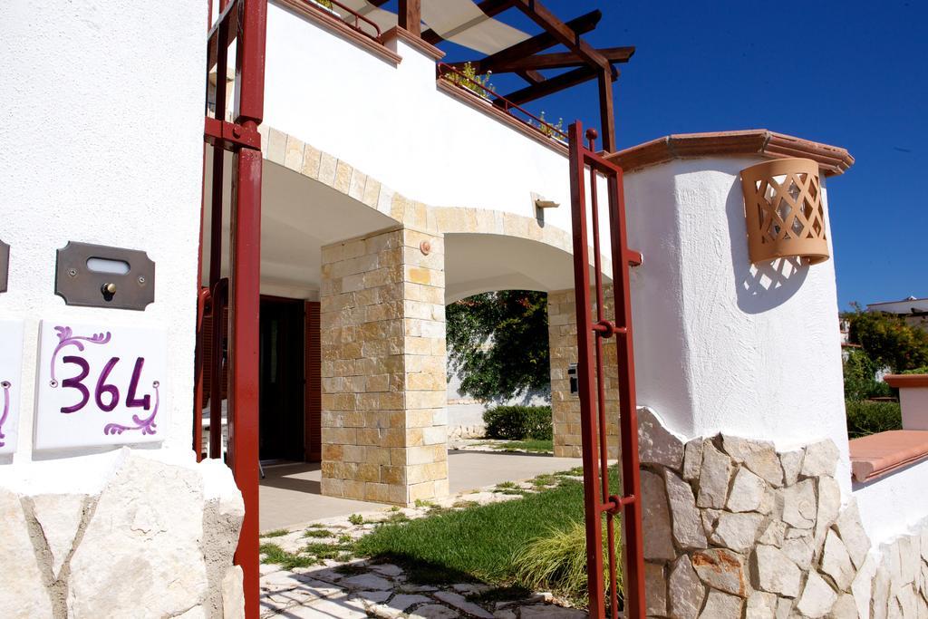 Holiday Lodge Al Porto Mattinata Bilik gambar
