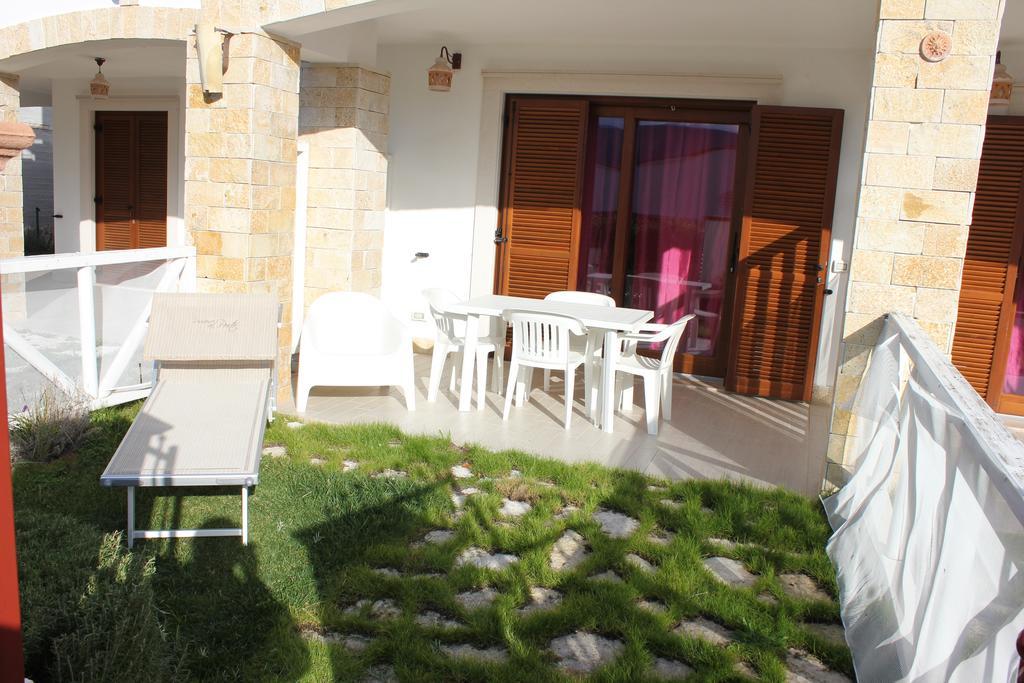 Holiday Lodge Al Porto Mattinata Luaran gambar