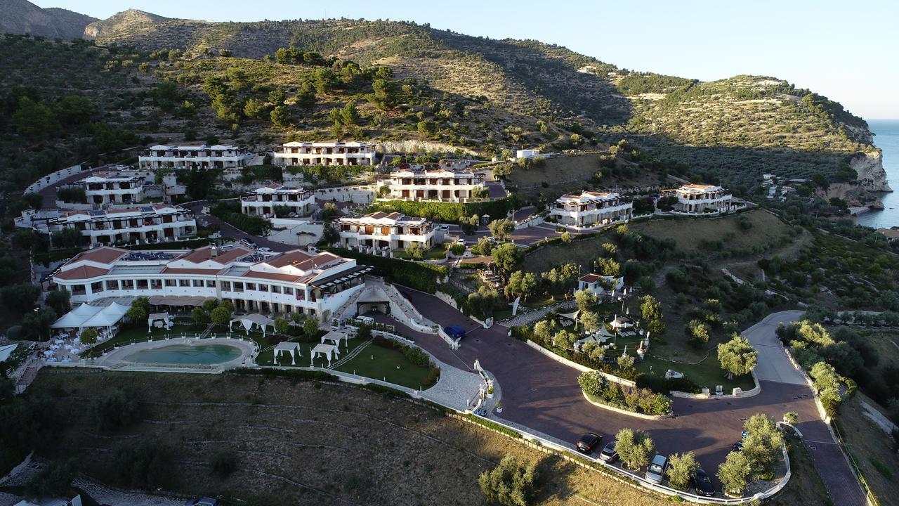 Holiday Lodge Al Porto Mattinata Luaran gambar