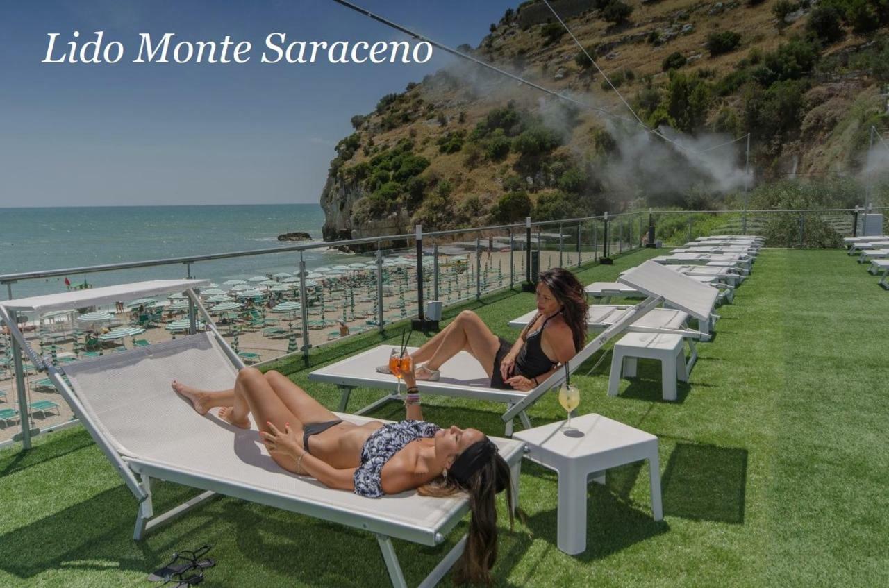 Holiday Lodge Al Porto Mattinata Luaran gambar