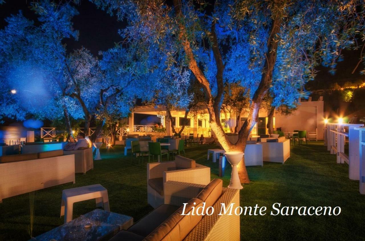 Holiday Lodge Al Porto Mattinata Luaran gambar