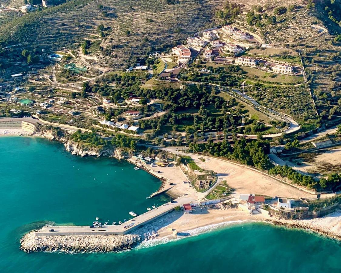 Holiday Lodge Al Porto Mattinata Luaran gambar